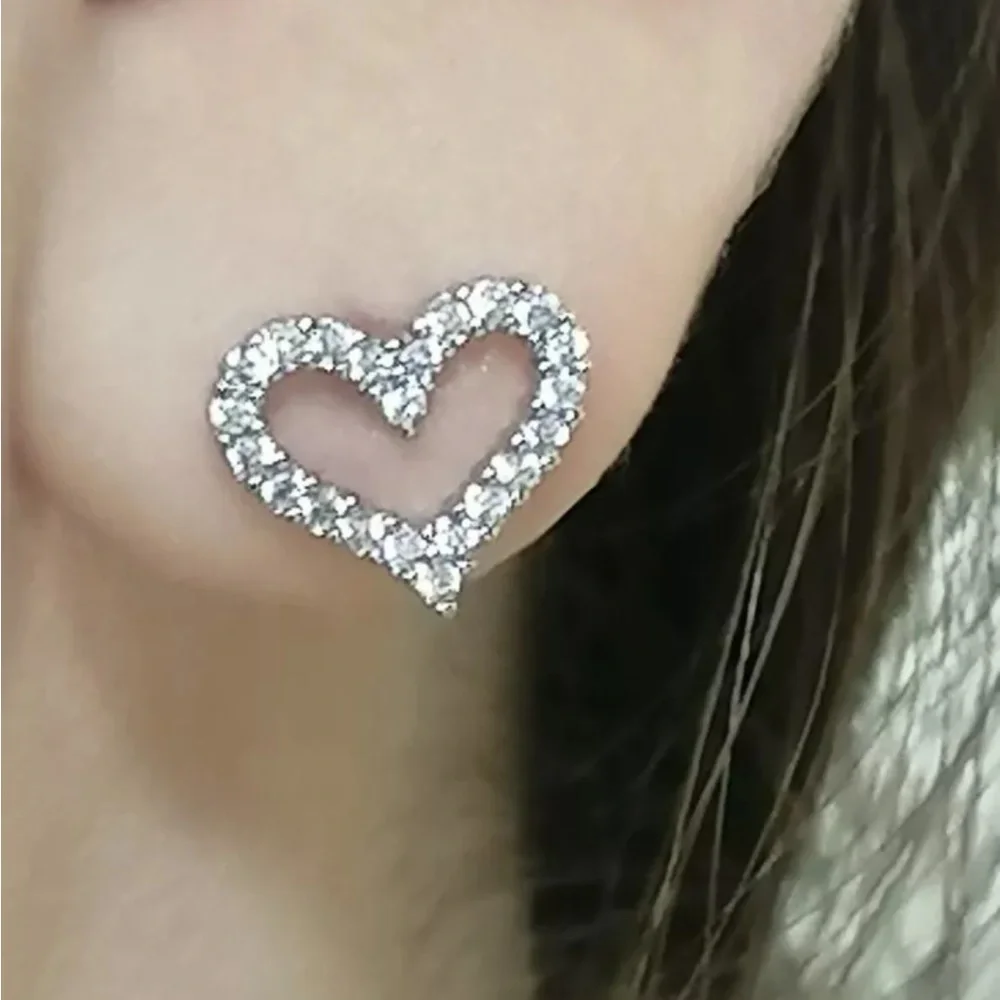 New heart Diamond CZ stud earrings sterling silver - Picture 5 of 7